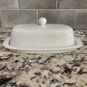 Simple Dining White Ceramic Butter Dish- GUC